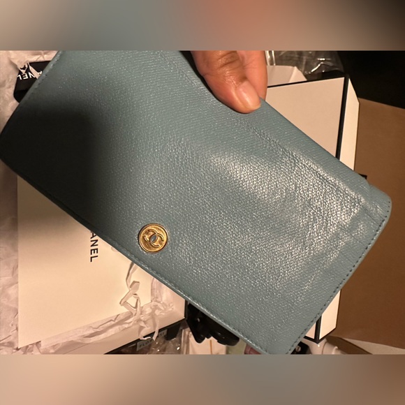 Chanel Blue along Wallet With Unbranded Chain - Picture 10 of 16